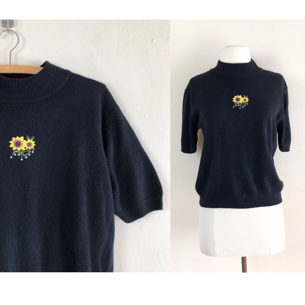 vintage 90s y2k black cropped sweater sunflower embroidered knit crop top 1990s